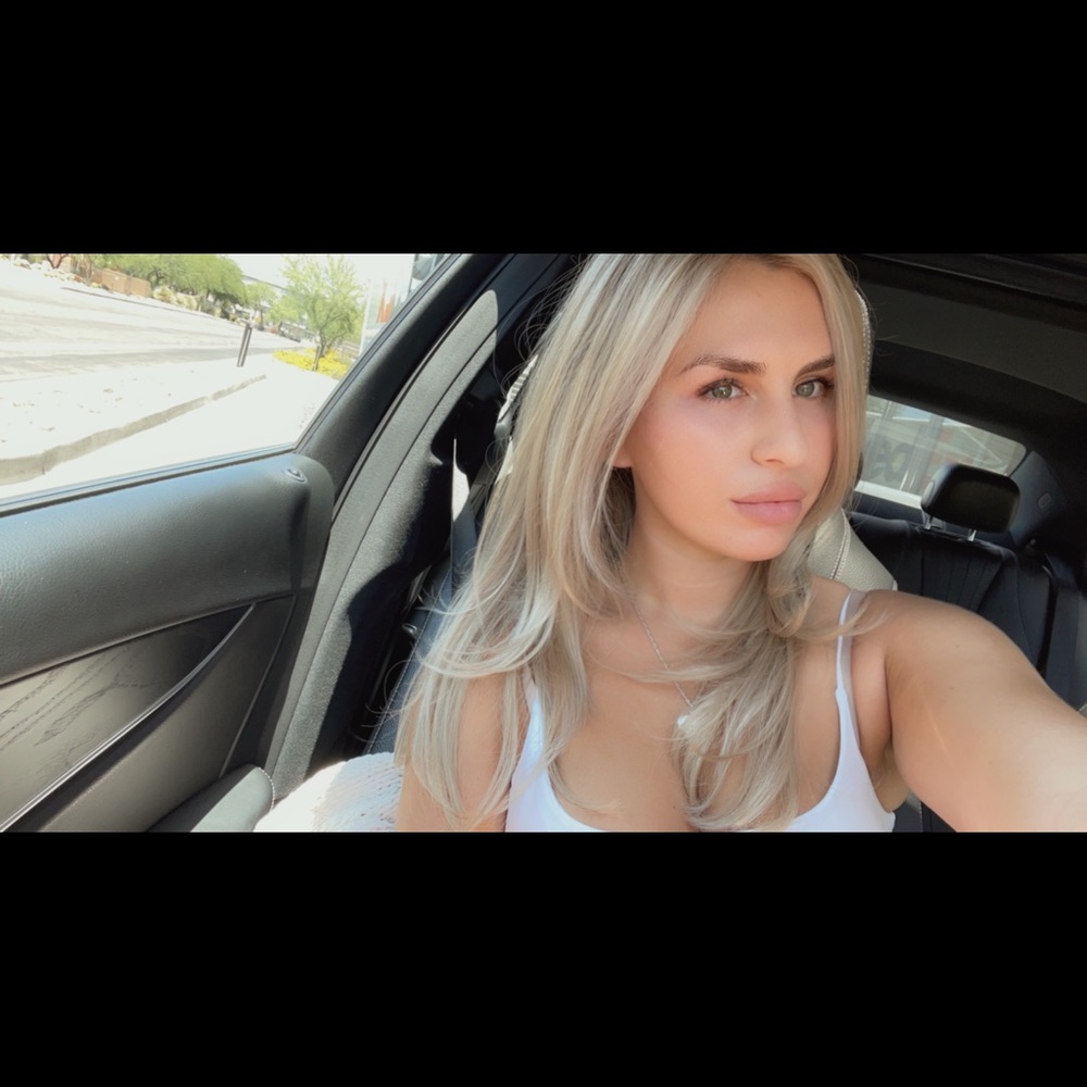 Meet your Posher, Jeanne